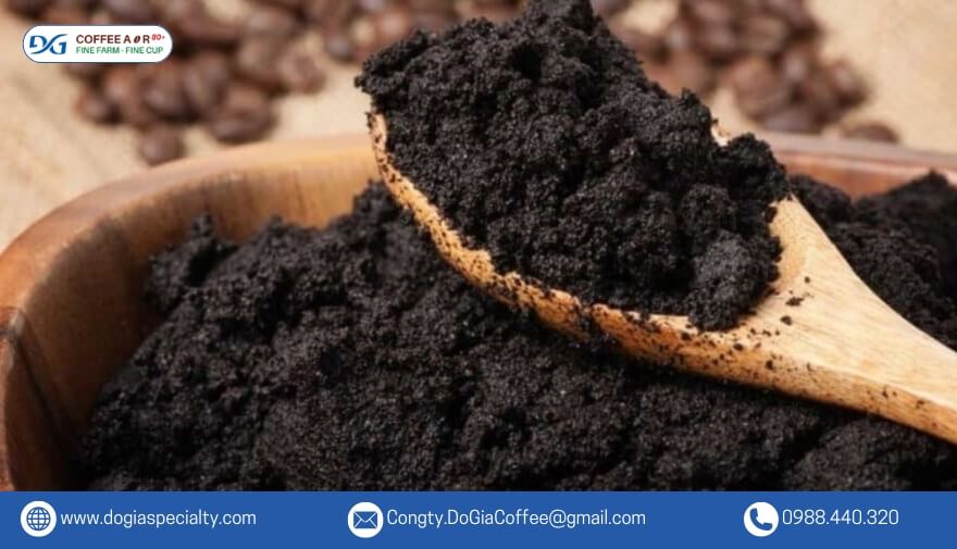 Bã cà phê là sản phẩm dư thừa sau quá trình rang và xay cà phê. Để giữ bã cà phê lâu dài và bảo quản một cách hiệu quả