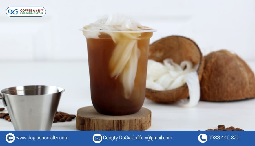 Cà phê cốt dừa là một gợi ý tuyệt vời, đặc biệt đối phái nữ khi không thích vị đắng của cà phê.