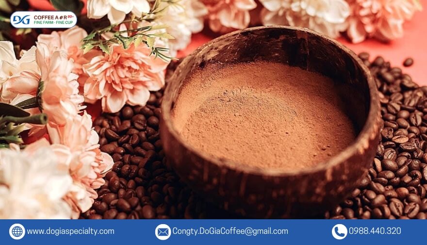 Sữa tắm hạt cà phê có thành phần chính là cà phê Arabica và Robusta giàu dinh dưỡng, chứa caffeine, chất chống oxy hóa và vitamin B3 giúp nuôi dưỡng sâu cho da